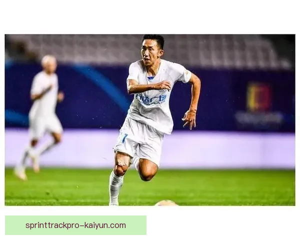 梅赫伦边路进攻表现稳健，球队战术逐渐形成威胁